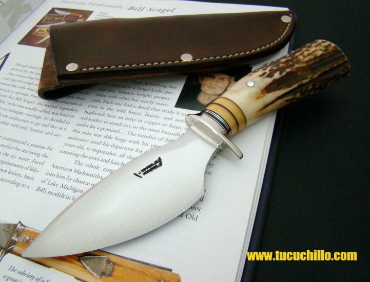 Behring Carver Alaskan Stag - Haga click a la imagen para cerrar
